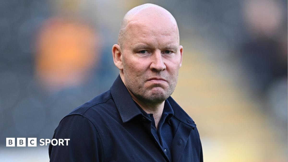 Sheffield Wednesday sack Pedersen after 15 months — Sport report
